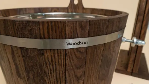 Обливное устройство Woodson с нержавеющей вставкой, 17 л., дуб в темном Обливное устройство Woodson с нержавеющей вставкой, 17 л., дуб в темном
