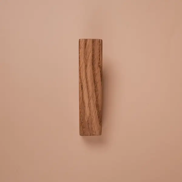 Крючок Woodson К2, дуб 