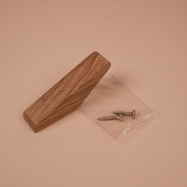 Крючок Woodson К3, дуб 