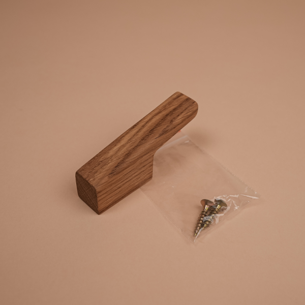 Крючок Woodson К2, дуб 